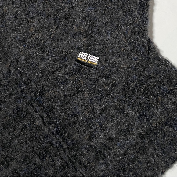 ZARA Knit Wear Boys Collection NYC Zip Sweater - Picture 3 of 5